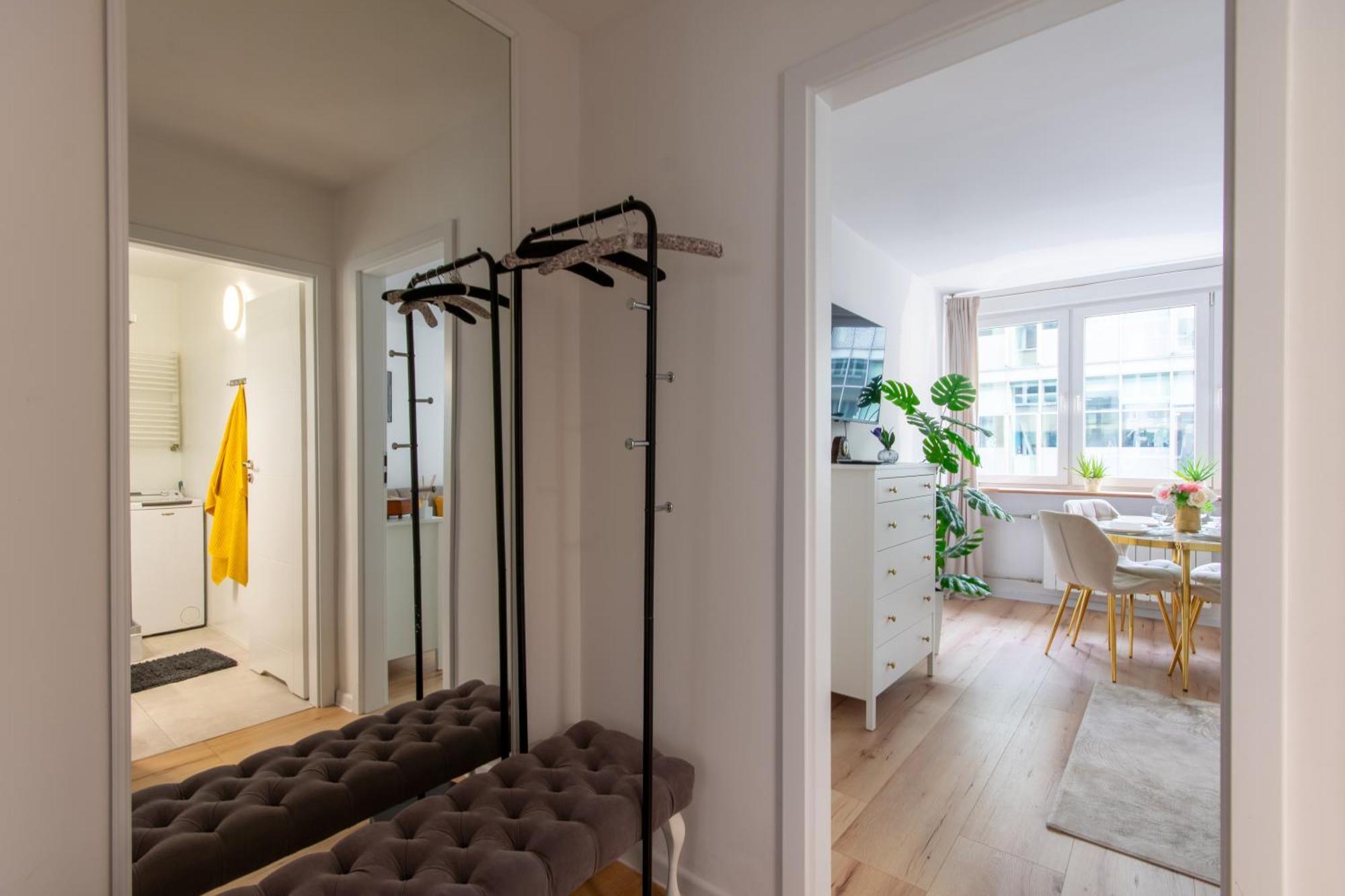 Feelharmony Jasna Apartment - Metro Swietokrzyska Варшава Экстерьер фото